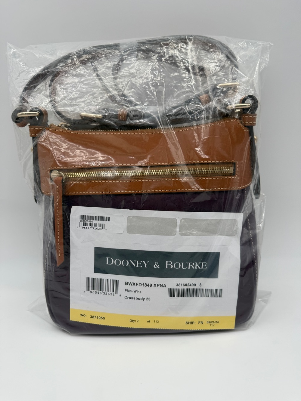 Dooney & Bourke Wexford Leather Crossbody 25 Plum Wine - Picture 12 of 14
